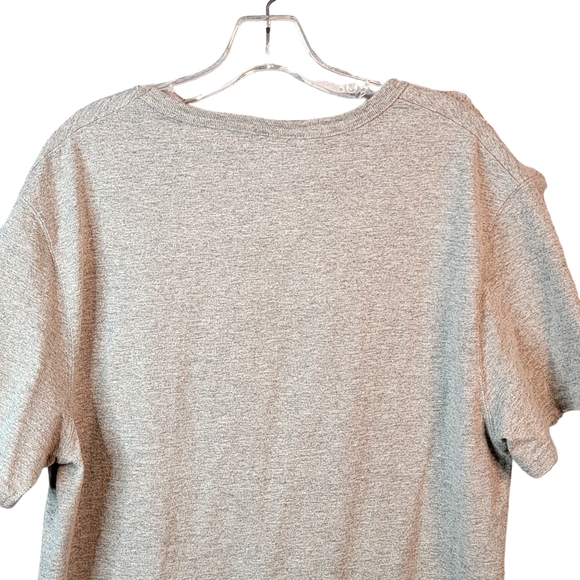 Champion Vintage Y2K Spell Out Cursive 3D Raised Graphic Essential Tee Men's L - Picture 8 of 13